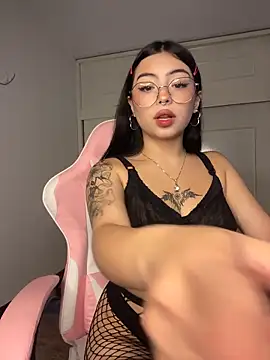 Snapshot of Valu_euphoria chatting on 03/16/26, 08:35 Valu euphoria online show from 03/16/26, 08:35