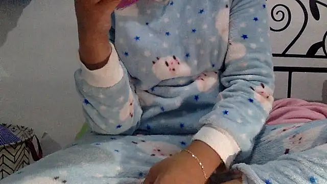 sharonlopez9611 online show from 02/19/26, 03:35