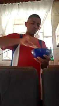 Snapshot of Mineirinho043 chatting on 02/04/25, 08:06 Mineirinho043 online show from 02/04/25, 08:06