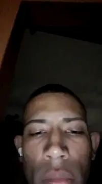 Snapshot of Mineirinho043 chatting on 02/12/25, 03:29 Mineirinho043 online show from 02/12/25, 03:29