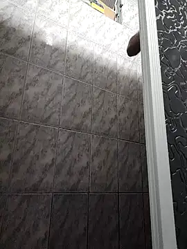 Snapshot of Mineirinho043 chatting on 02/13/25, 05:16 Mineirinho043 online show from 02/13/25, 05:16