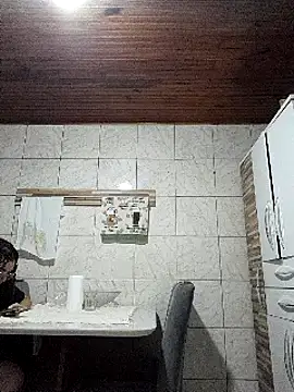 Snapshot of Mineirinho043 chatting on 02/16/25, 02:53 Mineirinho043 online show from 02/16/25, 02:53