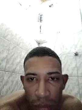 Snapshot of Mineirinho043 chatting on 02/22/25, 07:23 Mineirinho043 online show from 02/22/25, 07:23