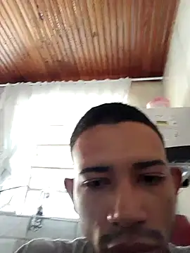 Snapshot of Mineirinho043 chatting on 02/26/25, 01:41 Mineirinho043 online show from 02/26/25, 01:41