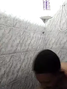 Snapshot of Mineirinho043 chatting on 03/12/25, 02:34 Mineirinho043 online show from 03/12/25, 02:34