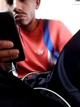 Snapshot of Mineirinho043 chatting on 03/14/25, 02:08 Mineirinho043 online show from 03/14/25, 02:08