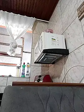 Snapshot of Mineirinho043 chatting on 03/19/25, 05:28 Mineirinho043 online show from 03/19/25, 05:28