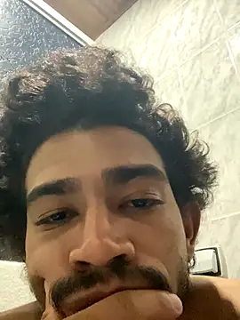 Snapshot of Mineirinho043 chatting on 10/01/25, 07:14 Mineirinho043 online show from 10/01/25, 07:14