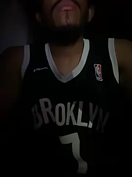 Mineirinho043 online show from 11/21/25, 12:32