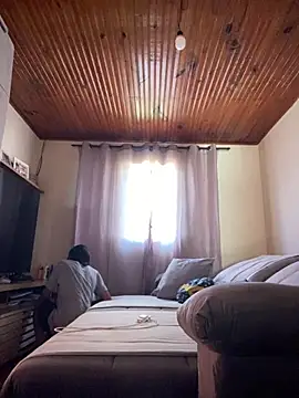 Mineirinho043 online show from 02/18/26, 12:12