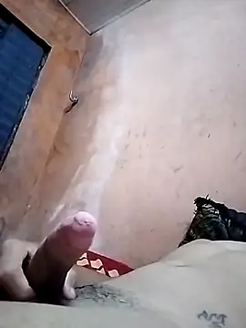 Eric200215 online show from 04/19/26, 01:16