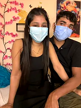 Snapshot of hotgirlpriya789 chatting on 10/07/25, 03:42 hotgirlpriya789 online show from 10/07/25, 03:42