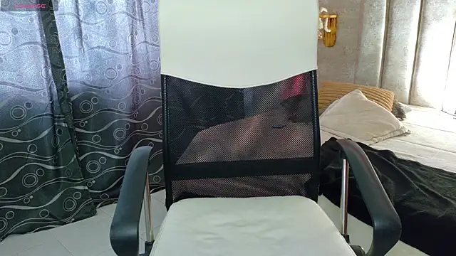 Alektra bryce online show from 09/18/25, 08:11