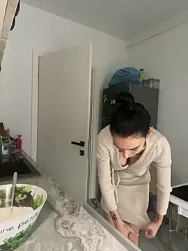 Celine Roxelle online show from 09/19/25, 01:56