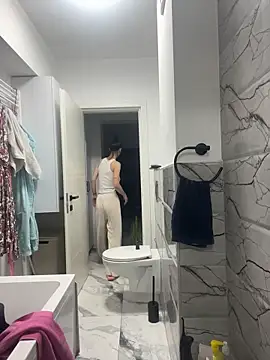 Celine Roxelle online show from 05/31/26, 05:53