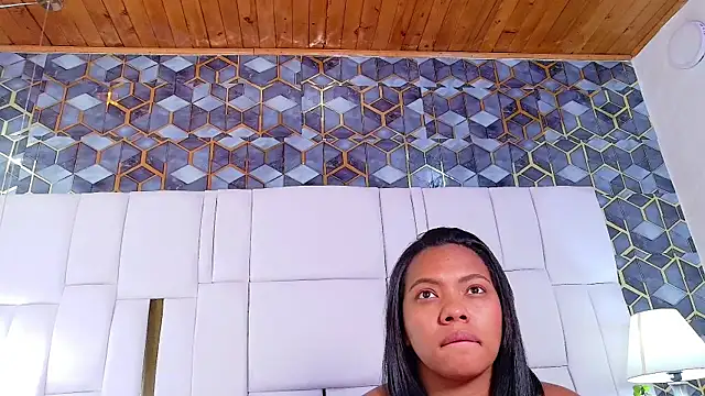 cattaleya get online show from 10/11/25, 02:04