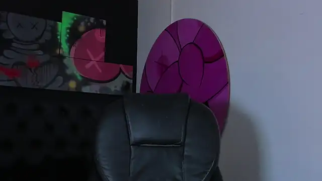 ISAAC CRYSTON online show from 11/02/25, 08:22