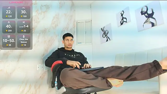 ANDRES STUD online show from 12/04/25, 04:11