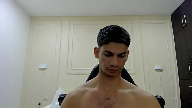 Snapshot of ANDRES_STUD chatting on 05/27/26, 04:09 ANDRES STUD online show from 05/27/26, 04:09