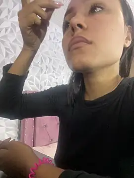 julieta fn online show from 03/25/26, 02:12