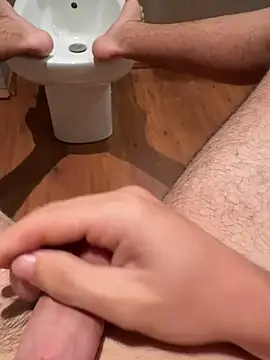 polpolo21 online show from 10/28/25, 10:52