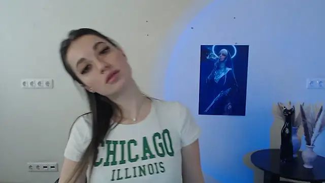 Eva Eldis online show from 03/18/25, 02:37