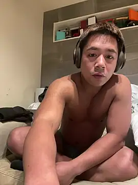 Snapshot of kouitichan chatting on 02/12/25, 05:05 kouitichan online show from 02/12/25, 05:05