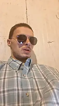 nuttyking2022 online show from 02/17/26, 04:31