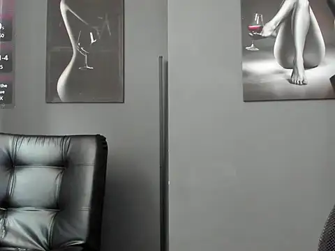 karlyjons12 online show from 10/13/25, 05:24