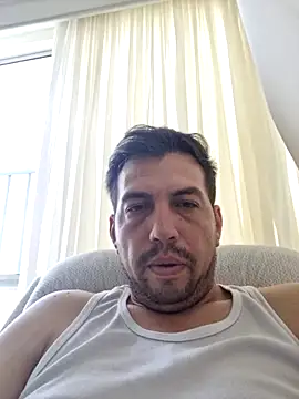 reyarturs13 online show from 02/24/25, 05:20