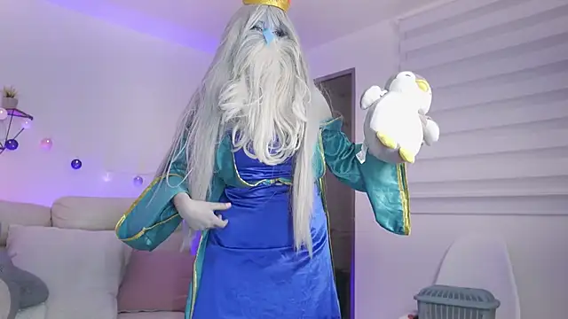 Neekito  online show from 10/31/25, 08:43