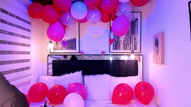 tylla  online show from 02/17/25, 03:04