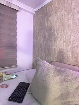 Snapshot of Amby_ambar chatting on 03/08/26, 01:25 Amby ambar online show from 03/08/26, 01:25