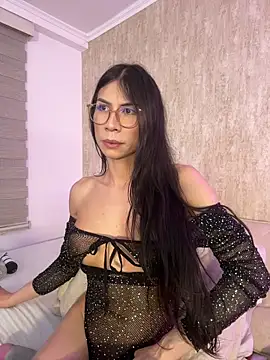 Snapshot of Amby_ambar chatting on 03/13/26, 01:34 Amby ambar online show from 03/13/26, 01:34