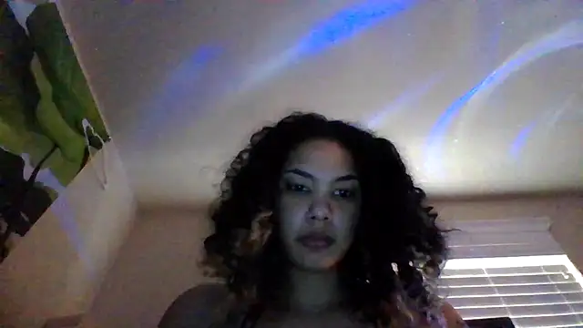 tastylolaaa online show from 02/05/25, 12:31