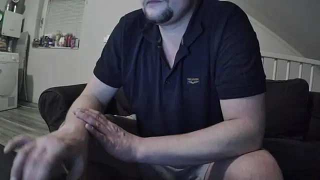 YourLoveBoyKevin online show from 02/14/25, 12:30