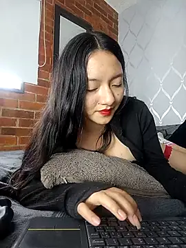 CuteHarper online show from 02/14/25, 09:32