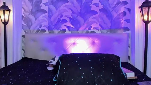 Sami Evanns online show from 11/25/25, 03:17