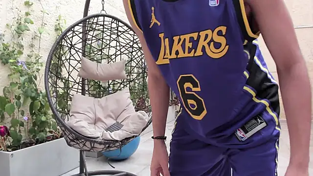 NovaaWheler online show from 03/09/25, 12:42