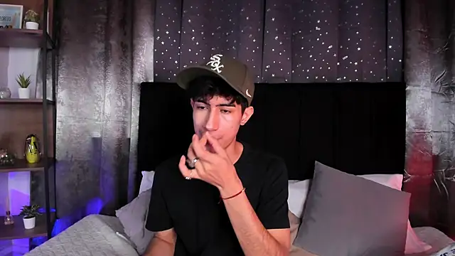 NovaaWheler online show from 10/31/25, 12:50