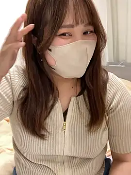 Snapshot of mitarashi_awww chatting on 09/12/25, 09:37 mitarashi awww online show from 09/12/25, 09:37