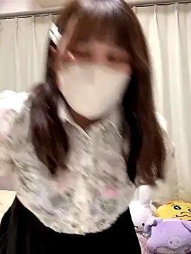 Snapshot of mitarashi_awww chatting on 09/27/25, 03:39 mitarashi awww online show from 09/27/25, 03:39