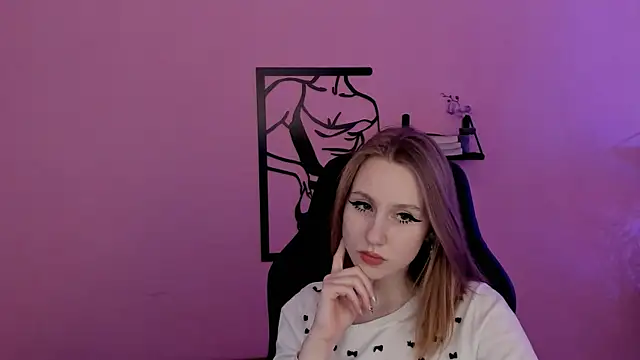 DariaTate online show from 02/21/25, 06:48