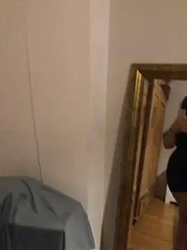 Snapshot of LunaSoleil9 chatting on 02/09/25, 04:29 LunaSoleil9 online show from 02/09/25, 04:29