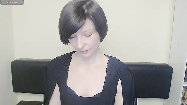  AngeliaFlow  online show from 02/11/25, 02:02