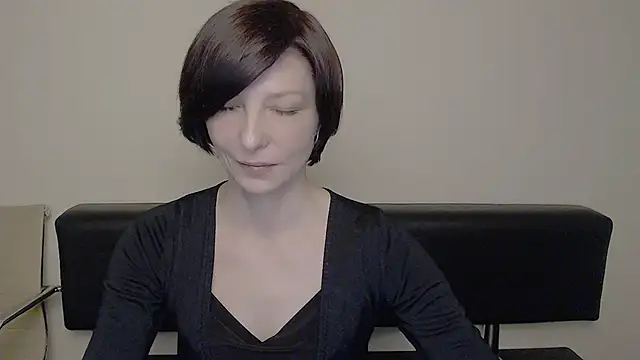  AngeliaFlow  online show from 02/22/25, 10:18