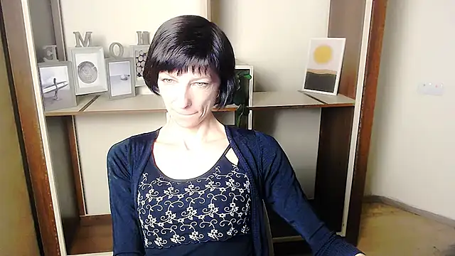  AngeliaFlow  online show from 09/16/25, 06:58