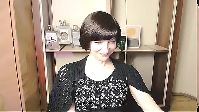 Snapshot of _AngeliaFlow_ chatting on 05/01/26, 08:30 AngeliaFlow online show from 05/01/26, 08:30