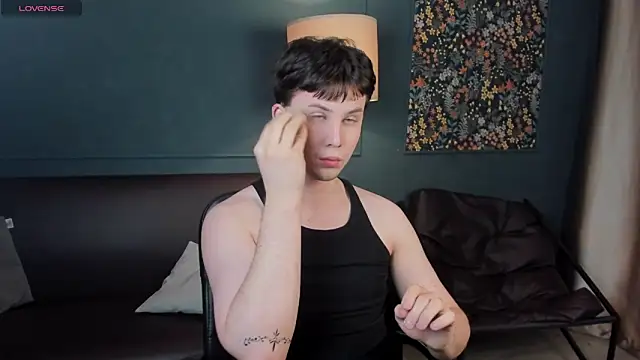 AdrianoAubert online show from 10/02/25, 03:24