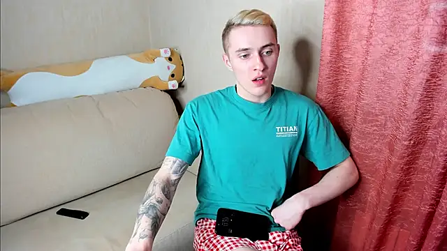 crazybottom99 online show from 03/02/25, 04:21